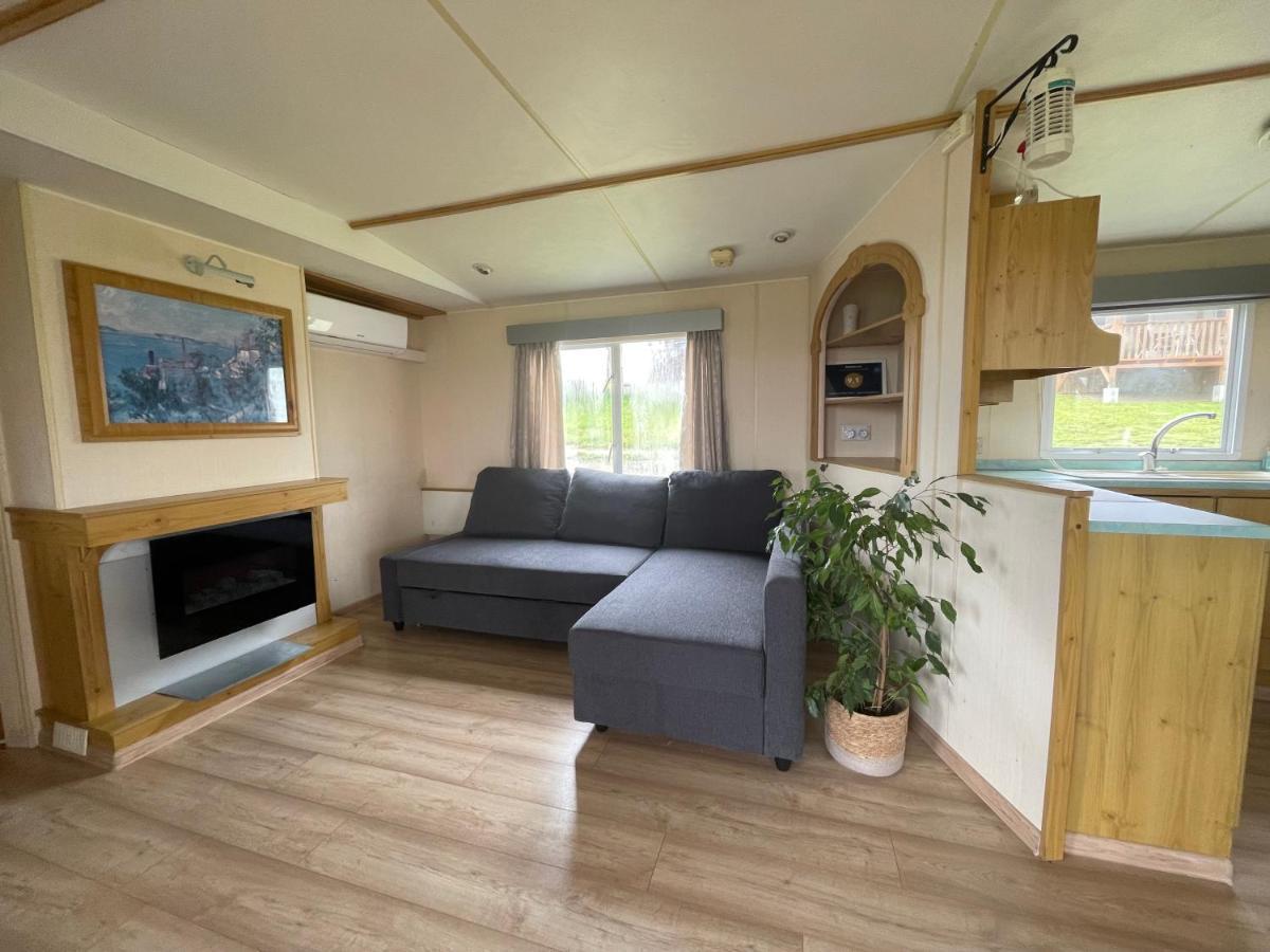Mobilheim Atlas Villa V. - Vyrovicka Prehrada Znojmo Ngoại thất bức ảnh